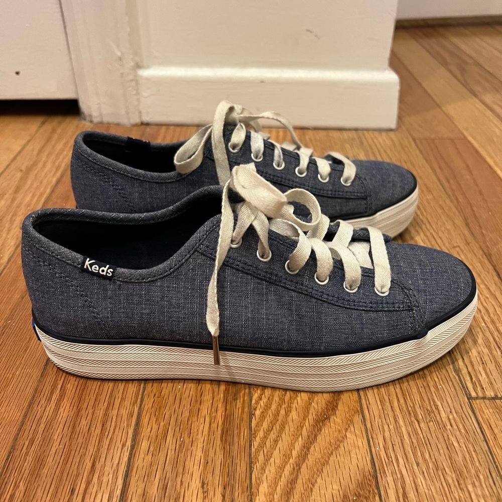 Keds - Women’s The Platform Canvas Sneaker - size 6.5